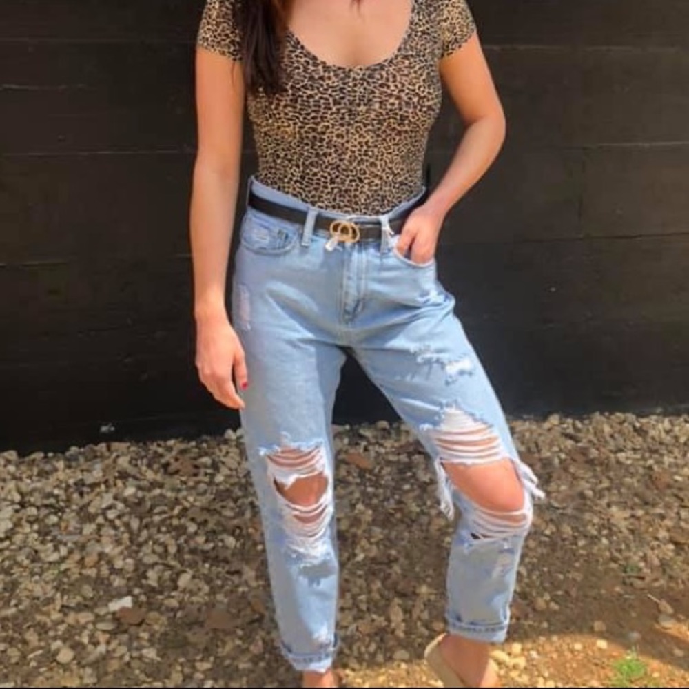 NWOT Just Black Denim Ripped High Waist GF Jeans